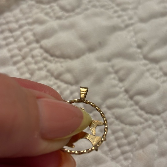 Vintage 14kt Gold Dolphin Pendant - Picture 5 of 6